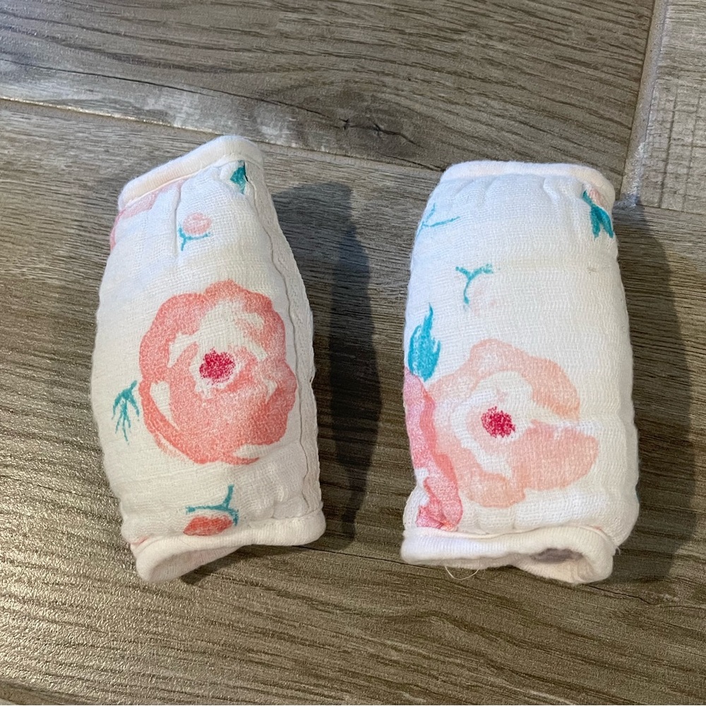 Muslin cotton car seat strap covers